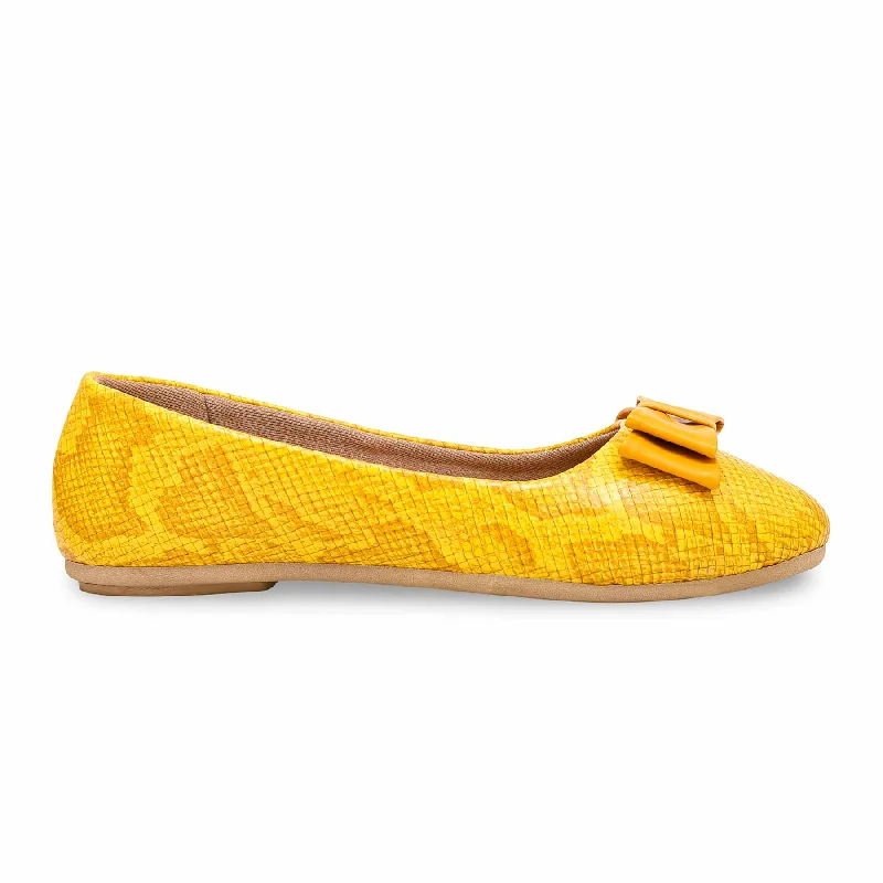 Ladies shoes with sleek finishes stay polished -Yellow Pumps WN1078